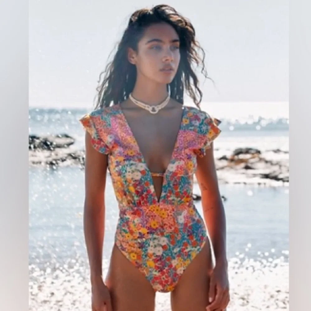 NEW💕FPMovement Beth Richards Sophia Roopa Pink Garden One Piece Swimsuit $280 - Picture 5 of 10